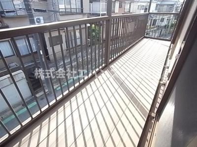 【バルコニー】 | 仁戸名町H貸家Ⅲ | バルコニーからの眺めを楽しみながら食事をしませんか