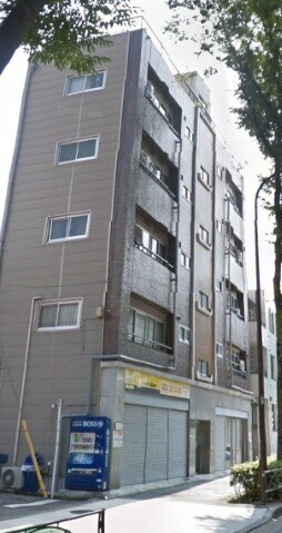 椿ビルの外観