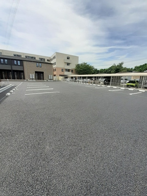 【駐車場】 | ロキオテラス　B