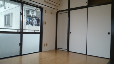 【居間・リビング】 | レジデンス松尾 | ※退去前の為、写真と現状が異なる場合がございます