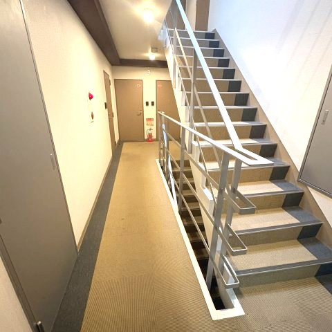 プレジャー室蘭駅前Ⅱのロビー
