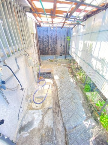 西安威１丁目貸家のバルコニー