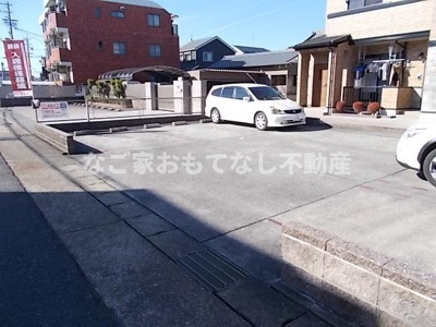 【駐車場】 | グレースメゾン（西区比良）