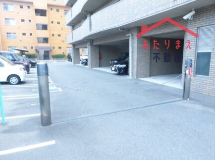 フレアMICHIKOの駐車場