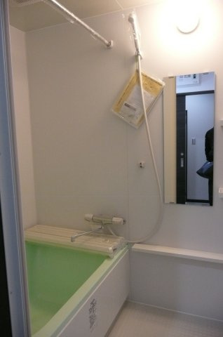 ウエストヴィレッジ同志社の浴室