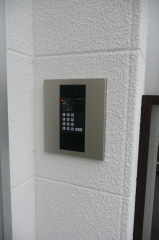 ウエストヴィレッジ同志社のセキュリティ|オートロック