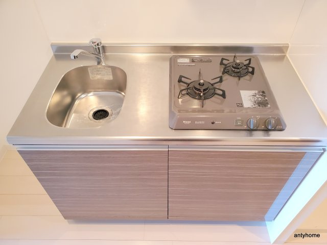 Luxe新大阪SOUTH　仲介手数料無料のキッチン