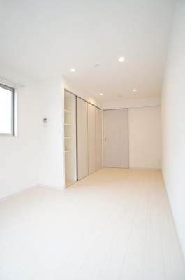 【寝室】 | リブリ・ホーリー鎌倉 | おしゃれな居間です