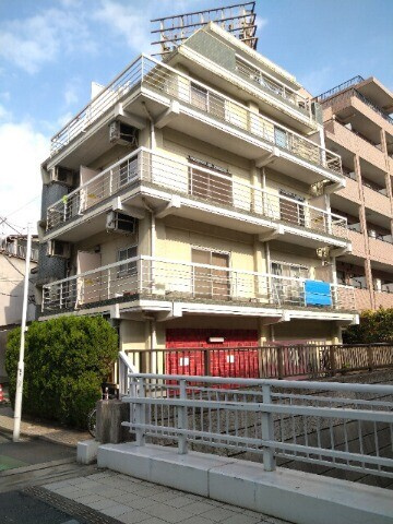 ハウザス小日向