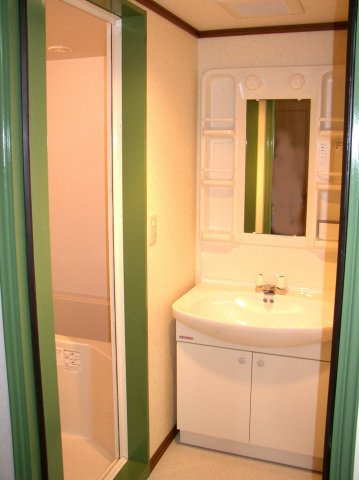 ワシントンハイツ村田B・Cの洗面所|独立洗面台
