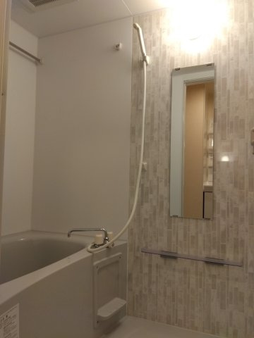 大学生協指定学生会館　FamillNakamuraの浴室