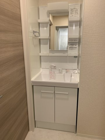 大学生協指定学生会館　FamillNakamuraの洗面所|独立洗面台
