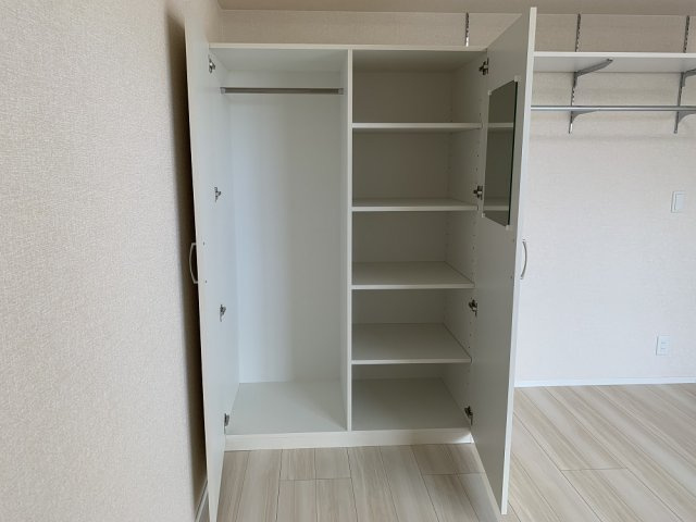 大学生協指定学生会館　FamillNakamuraの収納|クローゼット（01号室）