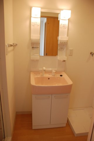 かぐや姫タワービルの独立洗面台