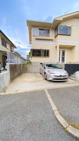 北六甲台1丁目の駐車場