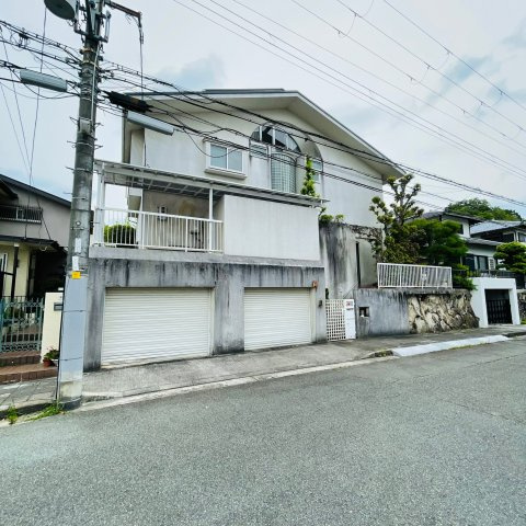 清和台西1丁目の外観|陽当たりよく、開放感のあるお家です