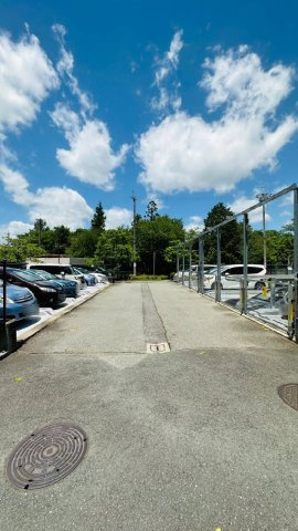 パークハウス猪名川壱番館Ａ棟の駐車場|駐車場