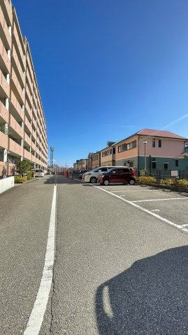 プレシアス清和台中央の駐車場|駐車場