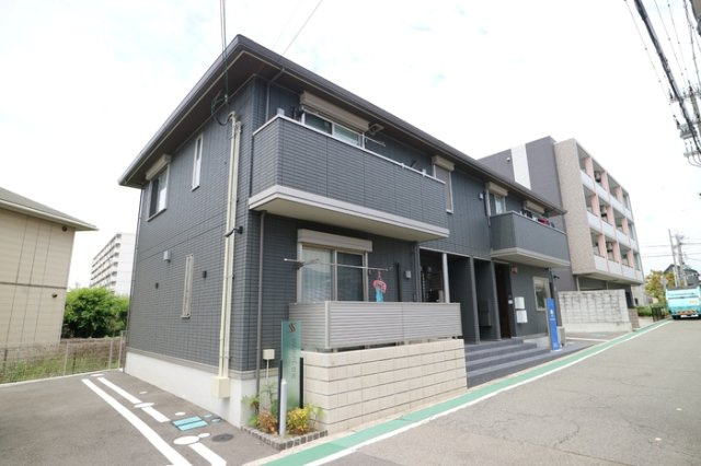 スーリール住吉の外観