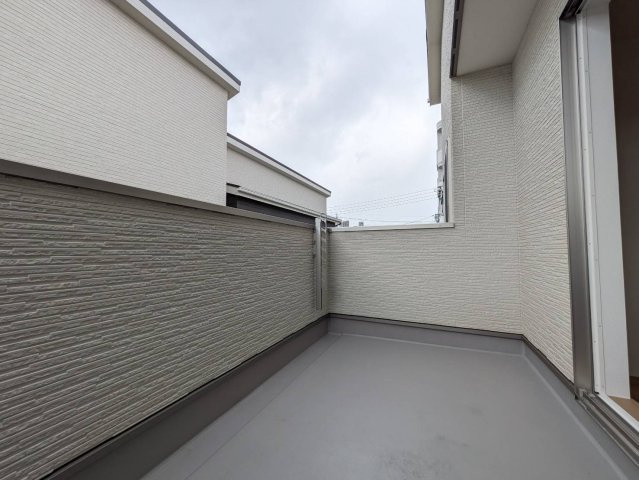 【バルコニー】