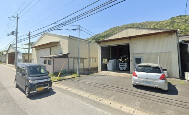 近江八幡市北津田町の倉庫