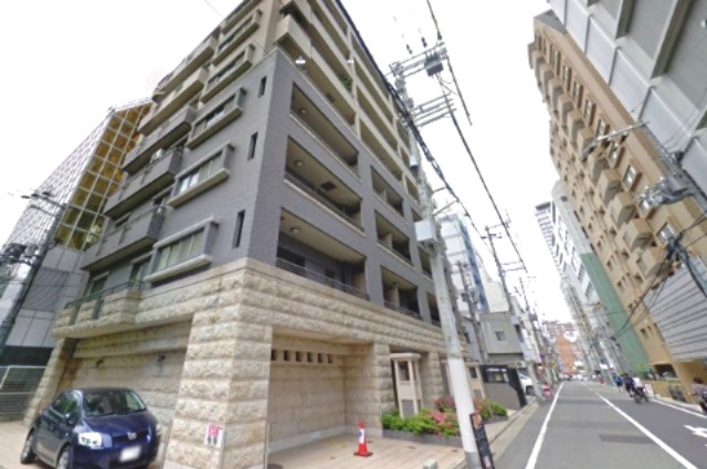 ウォームスヴィル元町通の外観