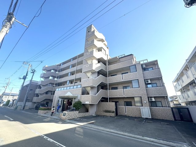 ライオンズマンション東仙台の外観