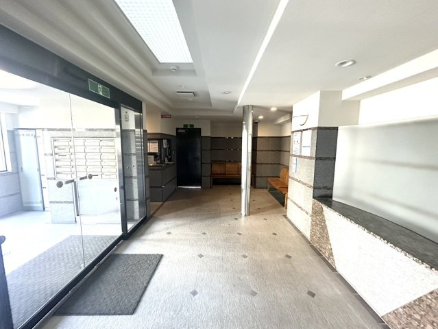 ライオンズマンション東仙台のエントランス