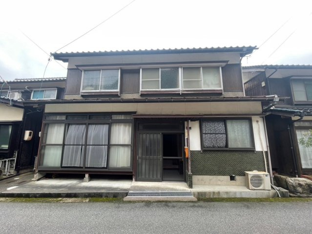 【中古　戸建て】岩美町岩本の画像