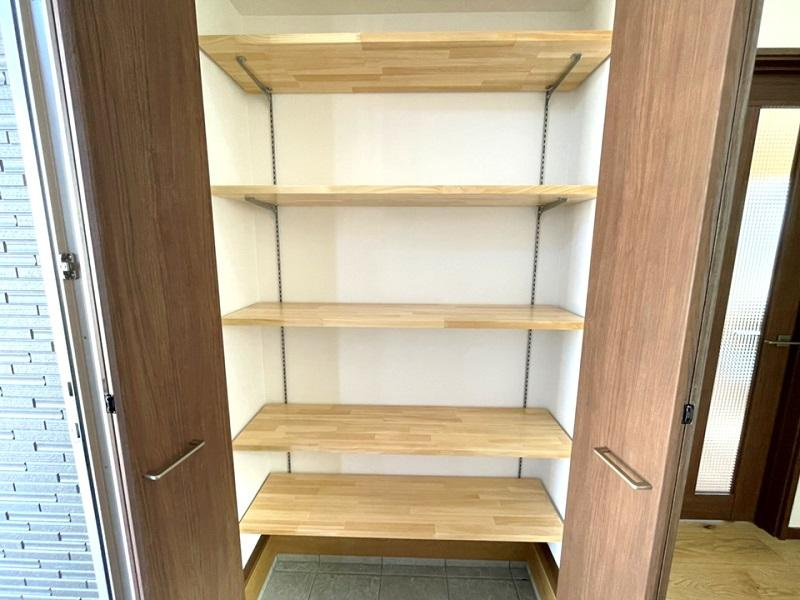 香美市土佐山田町　中古住宅の収納|新築時の写真