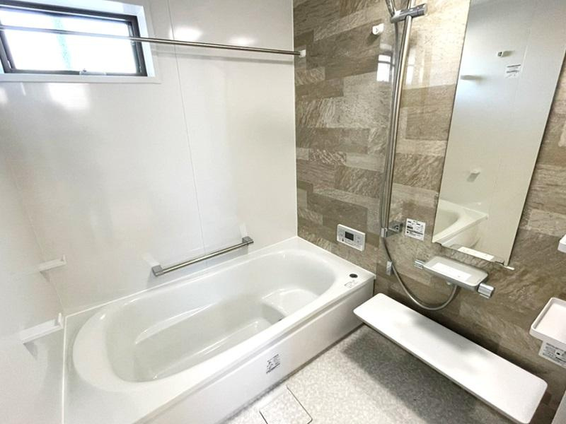 香美市土佐山田町　中古住宅の浴室|新築時の写真