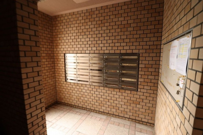 【ロビー】 | ロワール赤塚 | 共用部にメールボックスがあります(^^)/