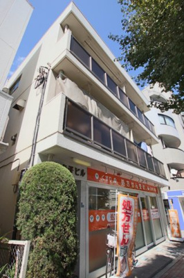◆RC造3階建てマンション◆