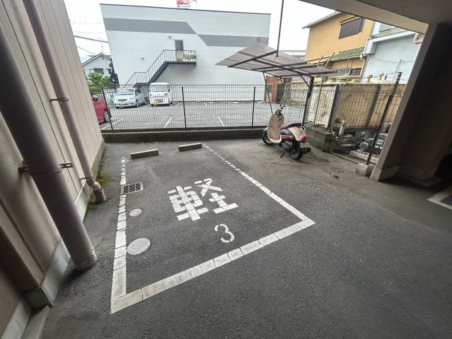 【駐車場】 | メゾンドアンジュ