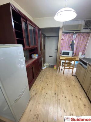 【居間・リビング】 | 四条畷市江瀬美町　中古テラスハウス