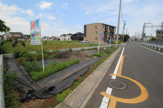 【前面道路含む現地写真】