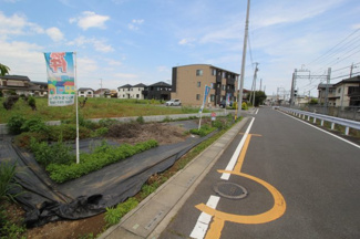 【前面道路含む現地写真】