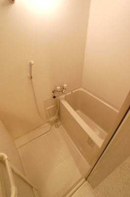 【浴室】 | LaLa姪浜 | 別号室の写真になります。現況優先。