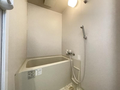 【浴室】 | アウグーリ室見 | 別号室の写真になります。現況優先。