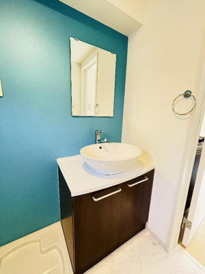 【洗面所】 | アウグーリ室見 | 別号室の写真になります。現況優先。