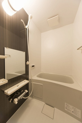 【浴室】 | REVEUR箱崎 | 別号室の写真になります。現況優先。