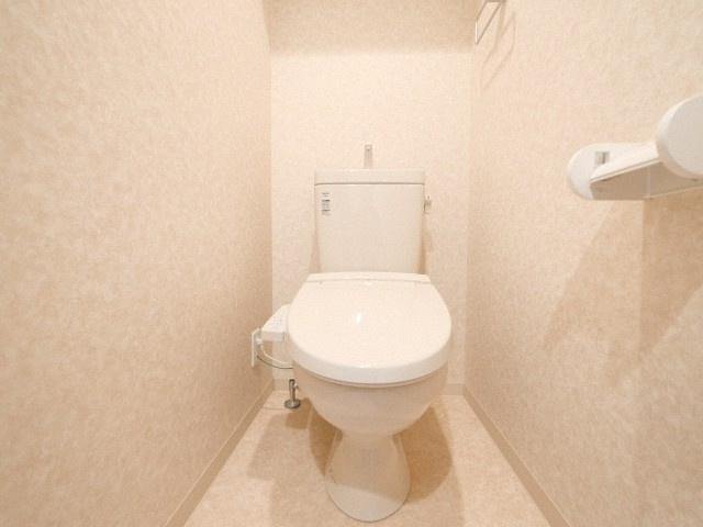 Luxe難波南のトイレ