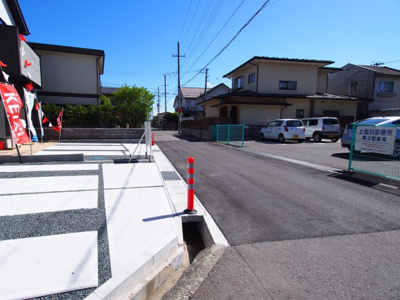 【前面道路含む現地写真】 | Ricca　南沢又　6期　1号棟 | お休みの日は、家族でお出かけしてみては♪
