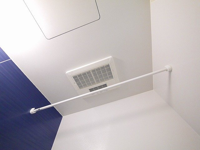 クラージュの設備|浴室乾燥機つき
