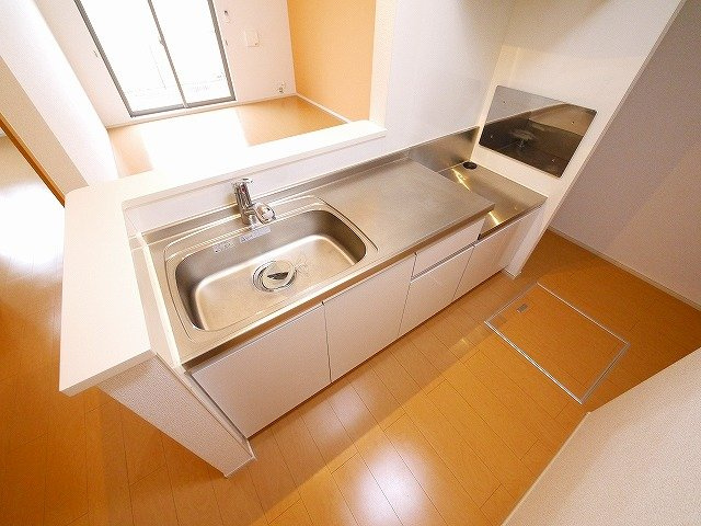 クラージュのキッチン|キッチンでお料理をお楽しみください