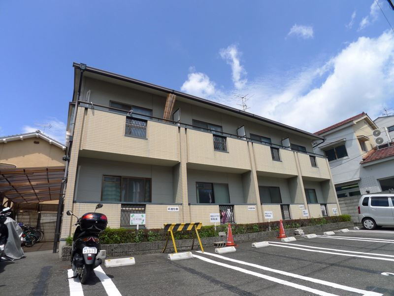 アストロプラザⅣの外観
