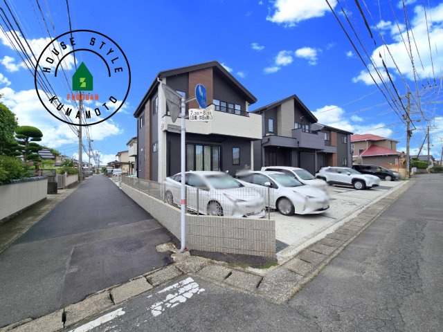 熊本市北区麻生田5丁目第1-4棟（1号棟）　の前面道路含む現地写真|見学の時間などお気軽にお問い合わせ下さい。