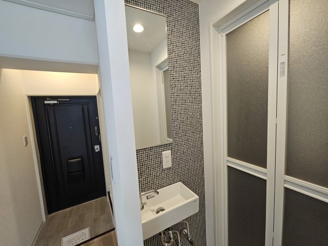 深江本町マンションの独立洗面台