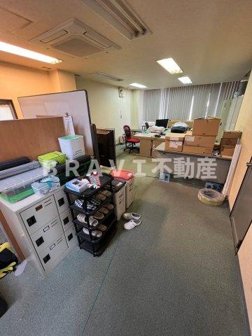 JESCO今里ビル　BRAVI不動産の内装