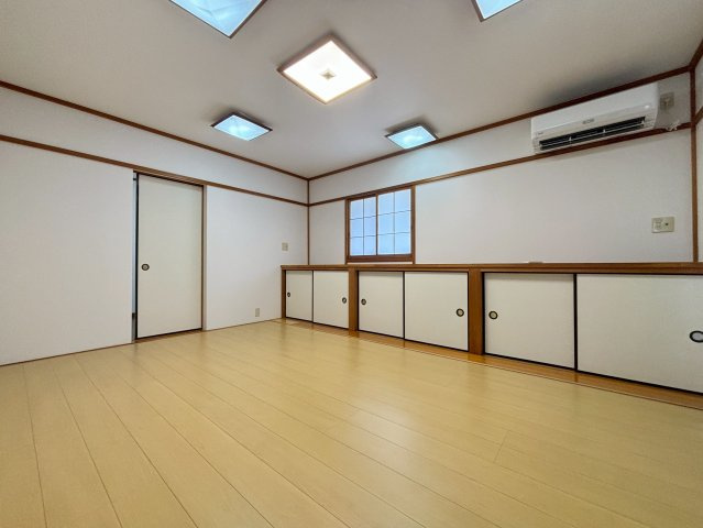 【居間・リビング】